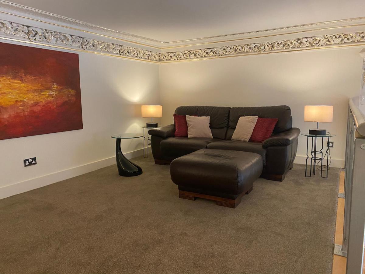 Perfect In The Park Apartment กลาสโกว์ ภายนอก รูปภาพ